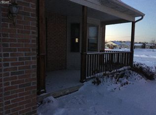 6301 Prince Ct, Flushing, MI 48433