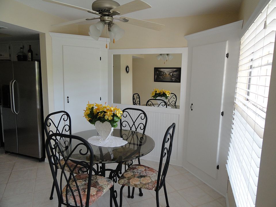 1st image of 765 Wiggins Lake Dr APT 105