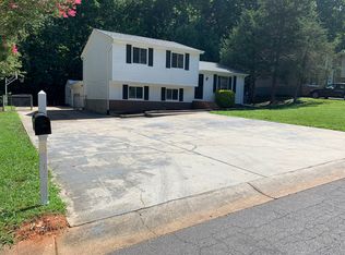 9223 Nash Ave, Charlotte, NC 28213