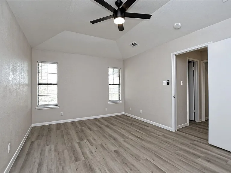 14407 Citron Cv — Photo 5