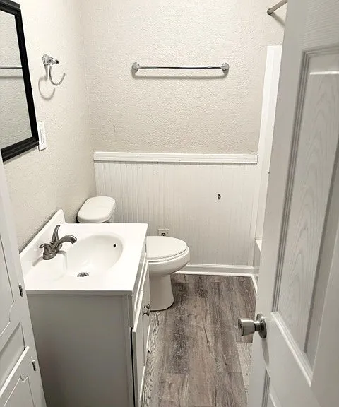 102 Ricardo St — Photo 8