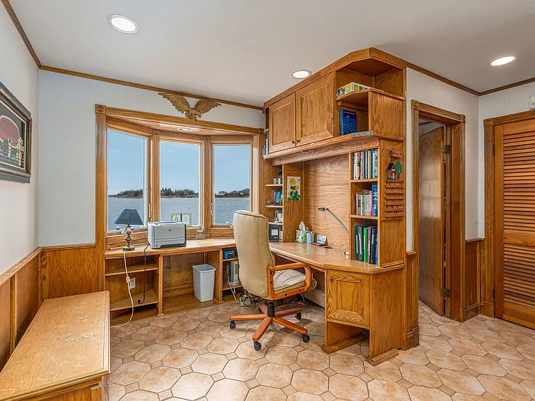 28 Koral Dr — Photo 15