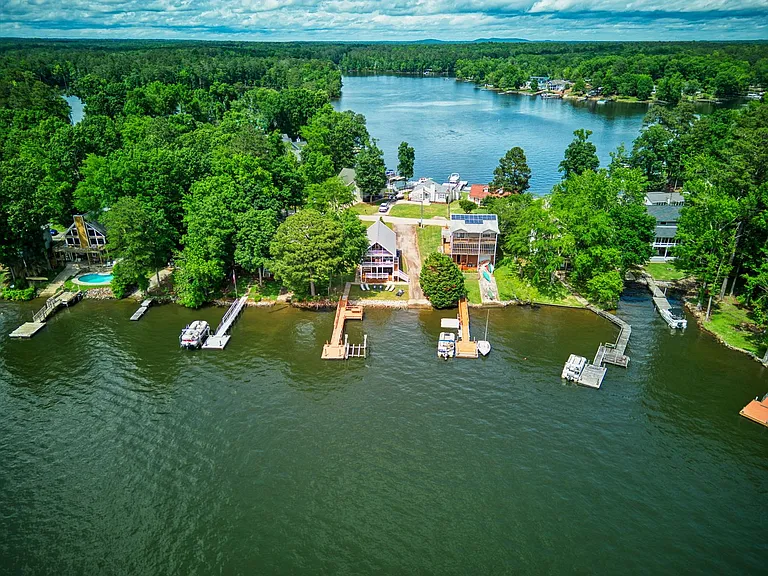 200 Mariners Pointe Rd — Photo 45