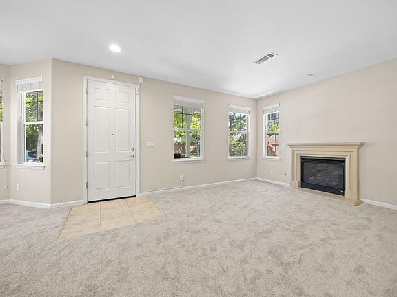 3rd image of 1081 Madrone Avenue