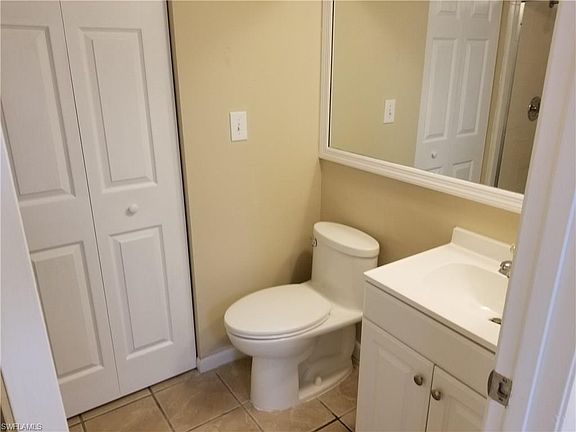 5th image of 5215 Cedarbend Dr APT 3