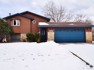 2809 98th Ave N, Brooklyn Park, MN 55444