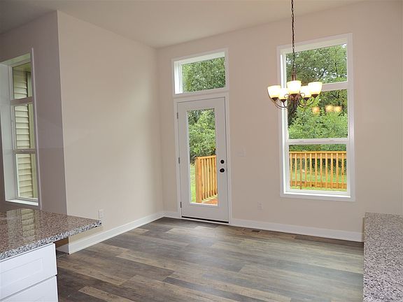 5th image of 11038 N Lake Woods
