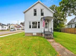 1448 Sherman St, Marinette, WI 54143