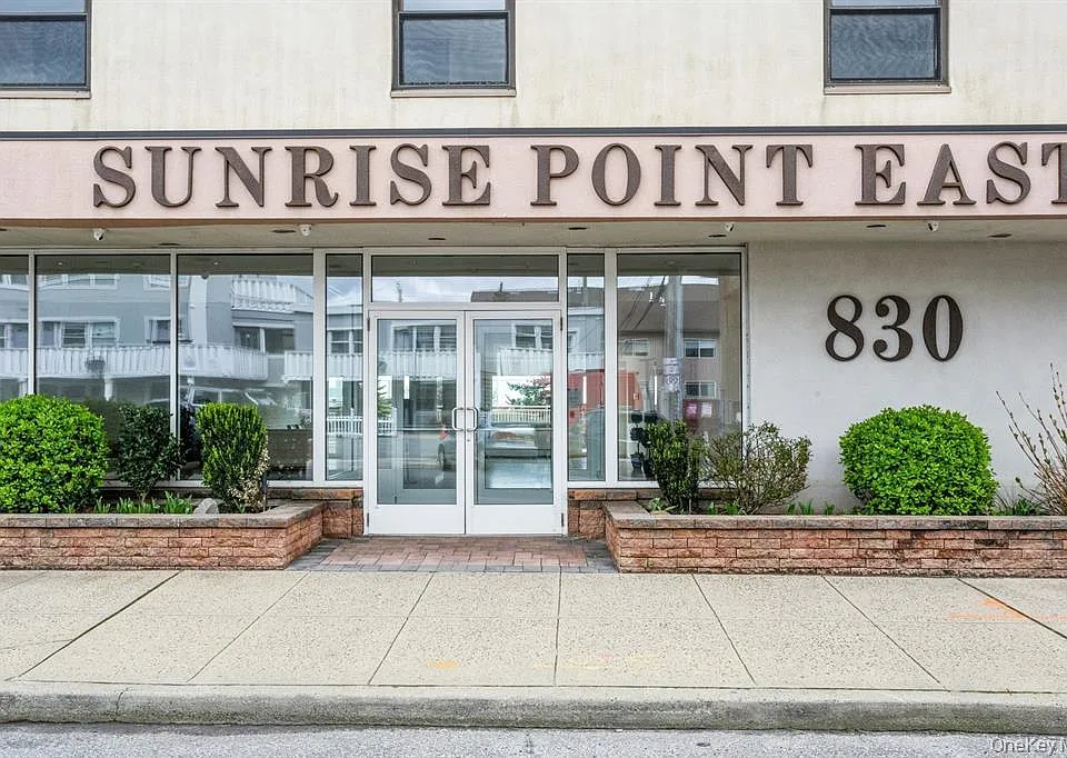 830 Shore Rd #4Q