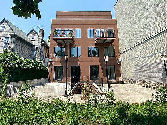 1st image of 244 Hawthorne St #B