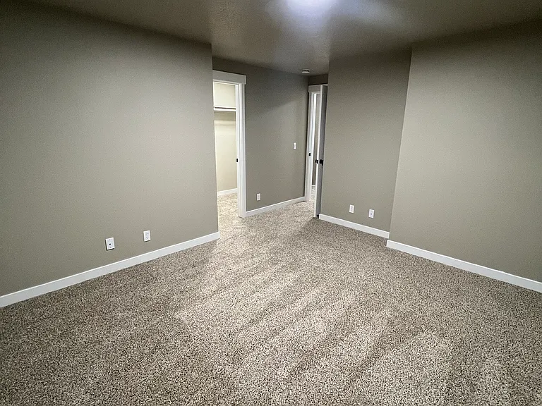 161 Delta Ct NE — Photo 18