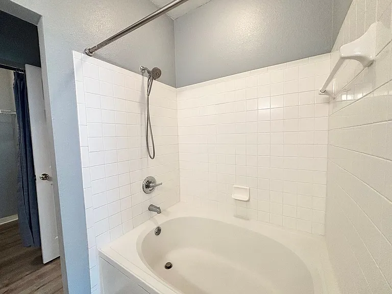 13703 Richmond Park Dr N #3201 — Photo 16