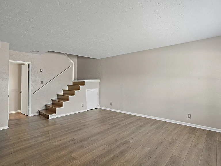 810 Bellevue Rd #225 — Photo 8