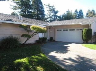 82 Blackstone Dr, San Rafael, CA 94903