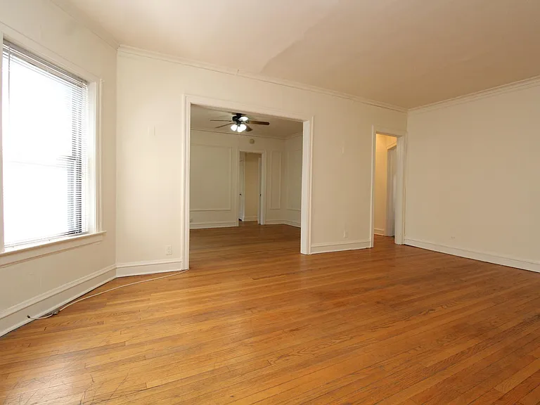 4310 N Ashland Ave #2W — Photo 9