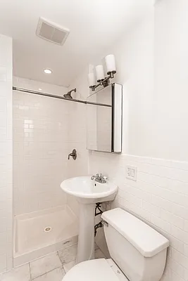 Rented by Blip LLC | media 4