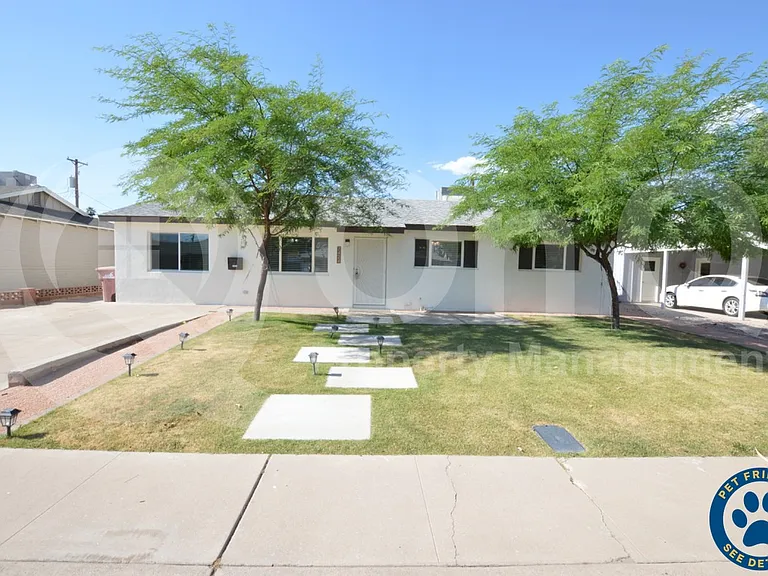 7424 E Polk St — Photo 1