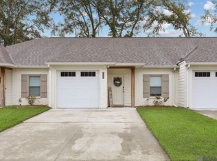 1229 Olde Oaks Dr, Zachary, LA 70791