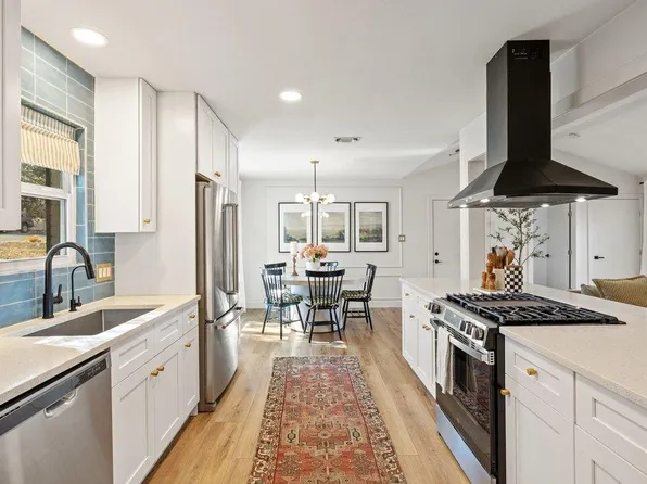 11912 Oakbrook Dr, Austin, TX 78753