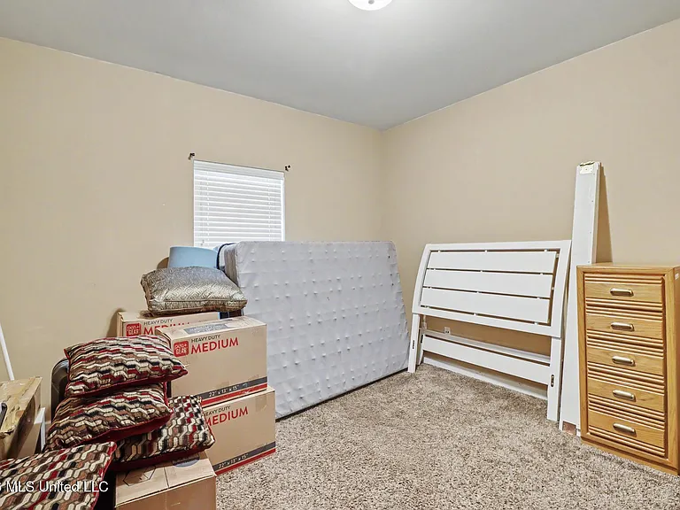 15181 Oberlin Ave — Photo 15