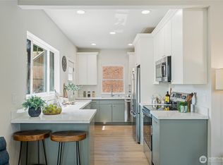 4015 Burton Place W, Seattle, WA 98199