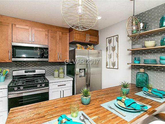 2nd image of 1930 Glistening Sands Dr