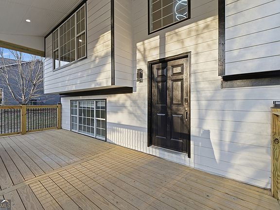 3rd image of 3363 Old Oaks Rd