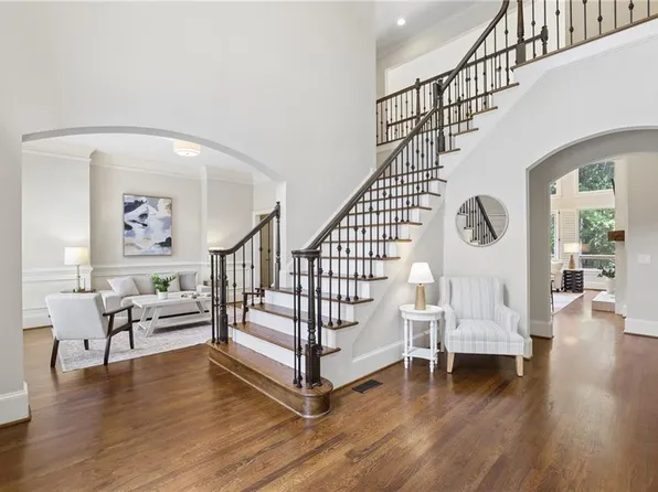 720 Lake Mist Cv, Milton, GA 30004