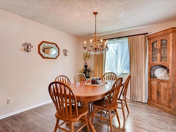 5th image of 6610 W 109th Pl