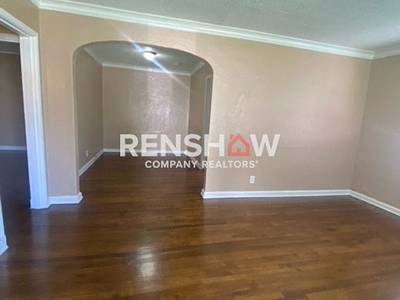 2nd image of 966 Newell St