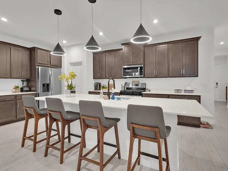 14391 SW Skye Dr — Photo 8