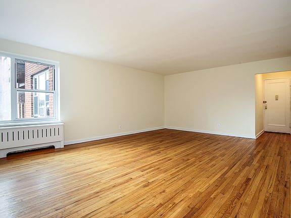 4th image of 555 Broadway APT 5I