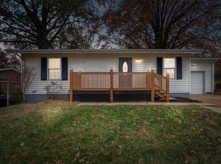 226 Freeman Dr, Saint Louis, MO