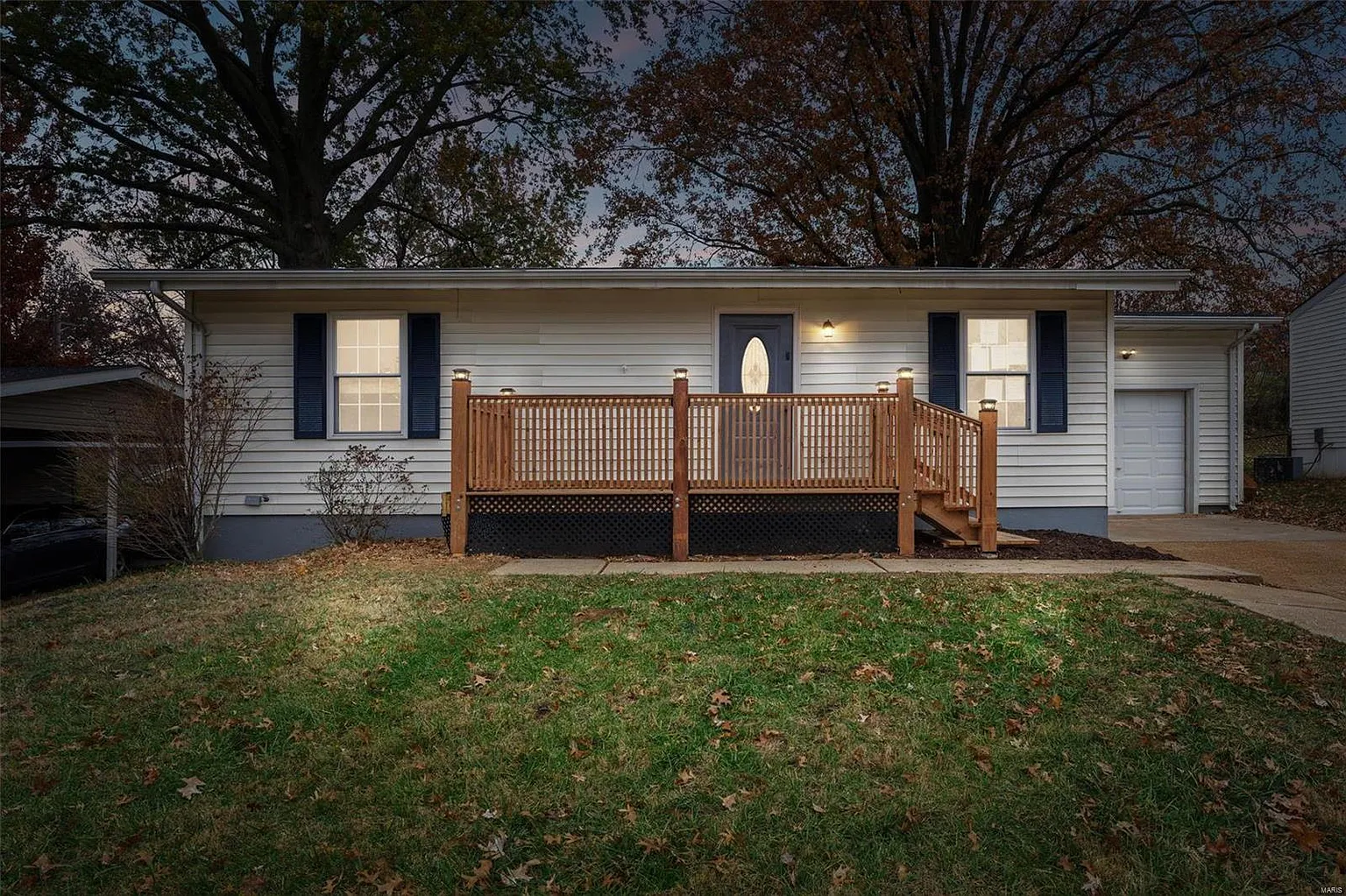 226 Freeman Dr photo 1