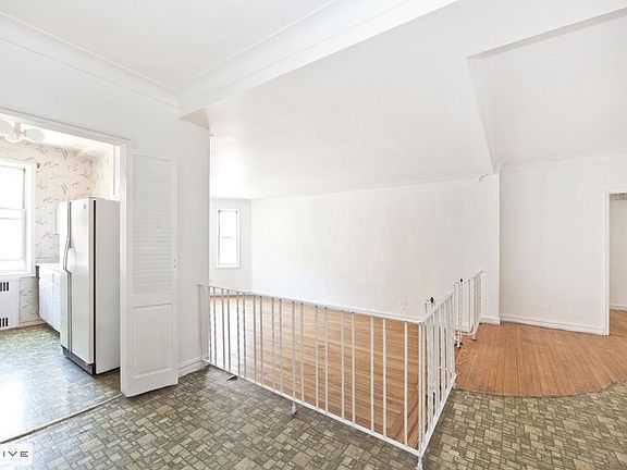 5th image of 7636 113th St APT 3K