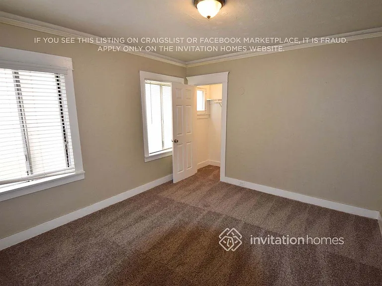 1873 W 38th Pl — Photo 6