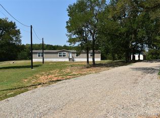 2855 Roy Roberts Rd, Valliant, OK 74764