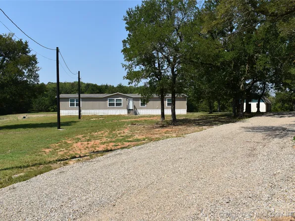 2855 Roy Roberts Rd, Valliant, OK 74764