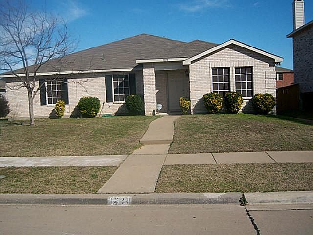 1st image of 1228 Highview Dr