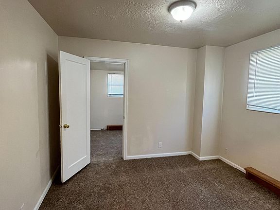 4th image of 225 E Kensington Ave APT 2
