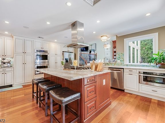 2nd image of 59 Cornell Ave