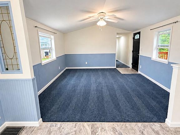 3rd image of 24 Curtis Dr