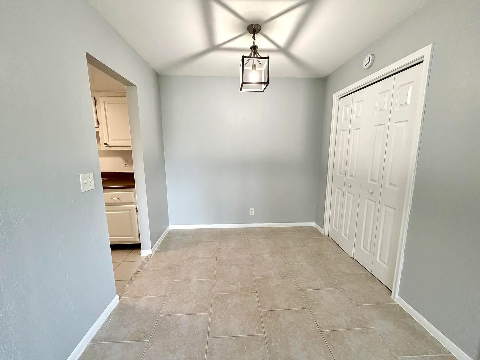 1 bed, 1.0 bath, 600 sqft, $1,600 — Photo 2