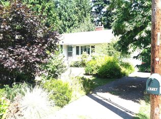 9716 48th Ave NE, Seattle, WA 98115