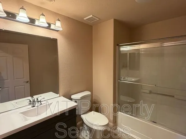 4800 Westlake Pkwy, Sacramento, CA