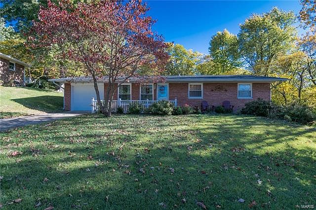 1st image of 13 Mimosa Dr