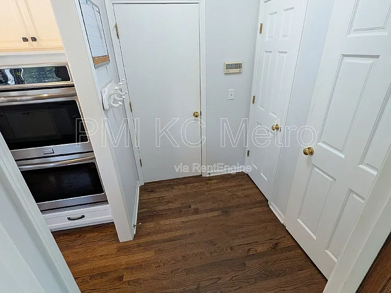 3905 SW 14th St — Photo 49