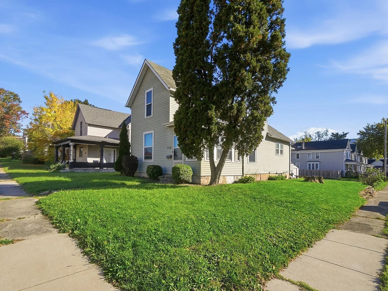 5 bed, 2.0 bath, 1568 sqft, $1,600 — Photo 3