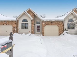 74 Das Ct, Williamsville, NY 14221