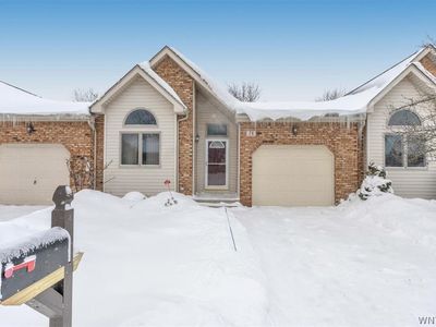 74 Das Ct, Williamsville, NY, 14221